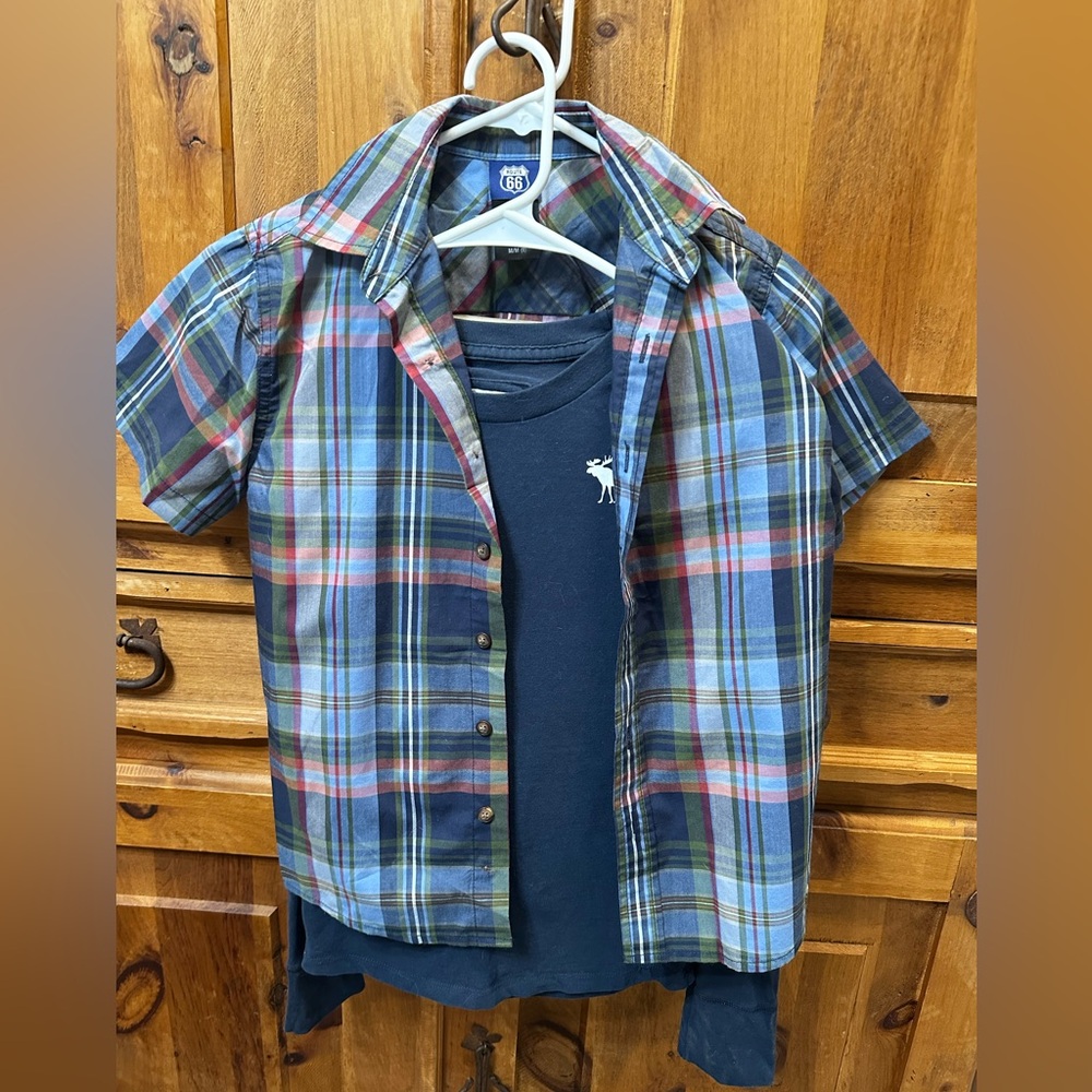 Boys  3  piece sz 8 Easter outfit lknw Abercrombie moose Route 66 shirt khakis